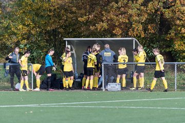 Bild 10 - F SSC Hagen Ahrensburg - SV Frisia 03 Risum-Lindholm : Ergebnis: 2:0